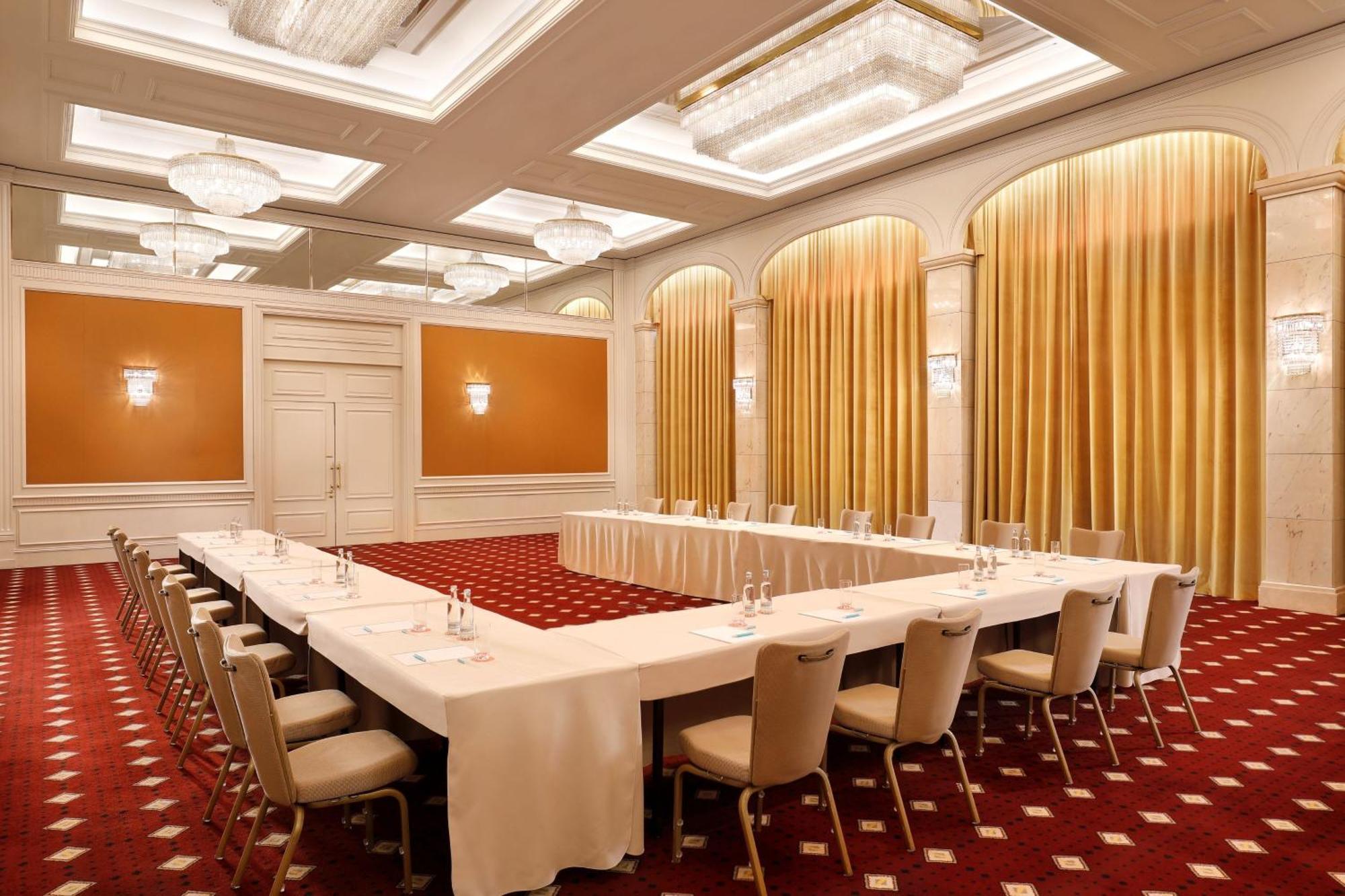 Le Méridien Stoccarda Esterno foto Meeting room